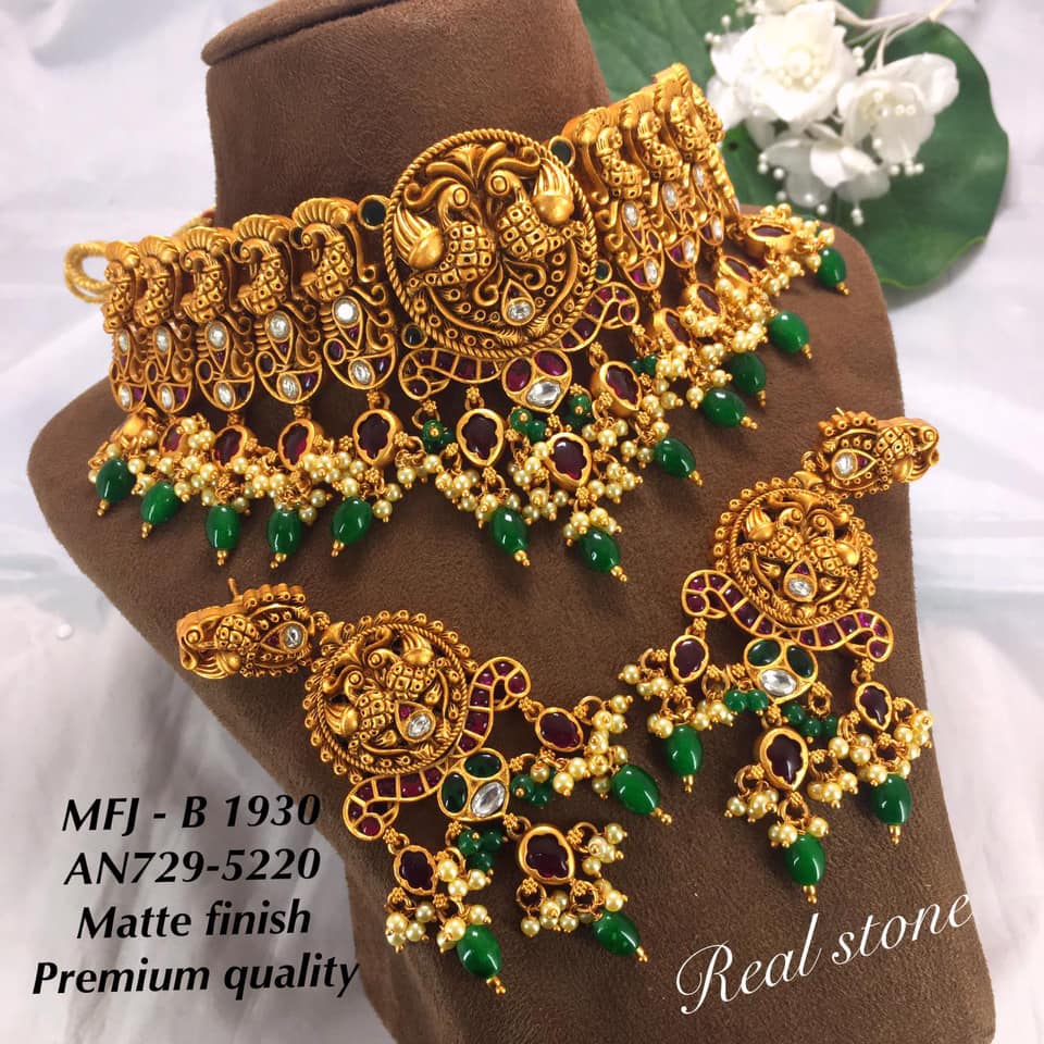 Maharani South Gold Necklace Set